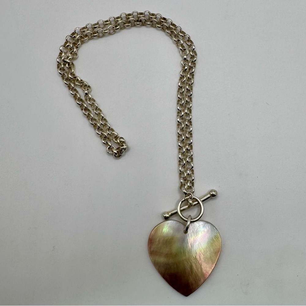 Mother of Pearl heart pendant Sterling silver 925 lobster claw necklace.